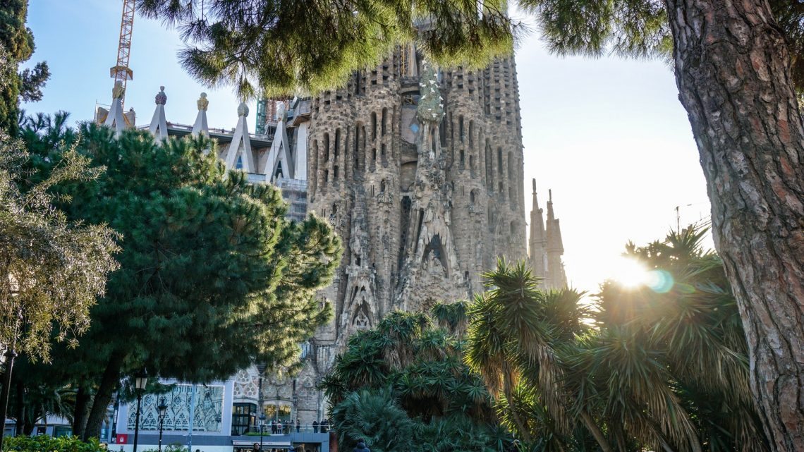 cover articol barcelona