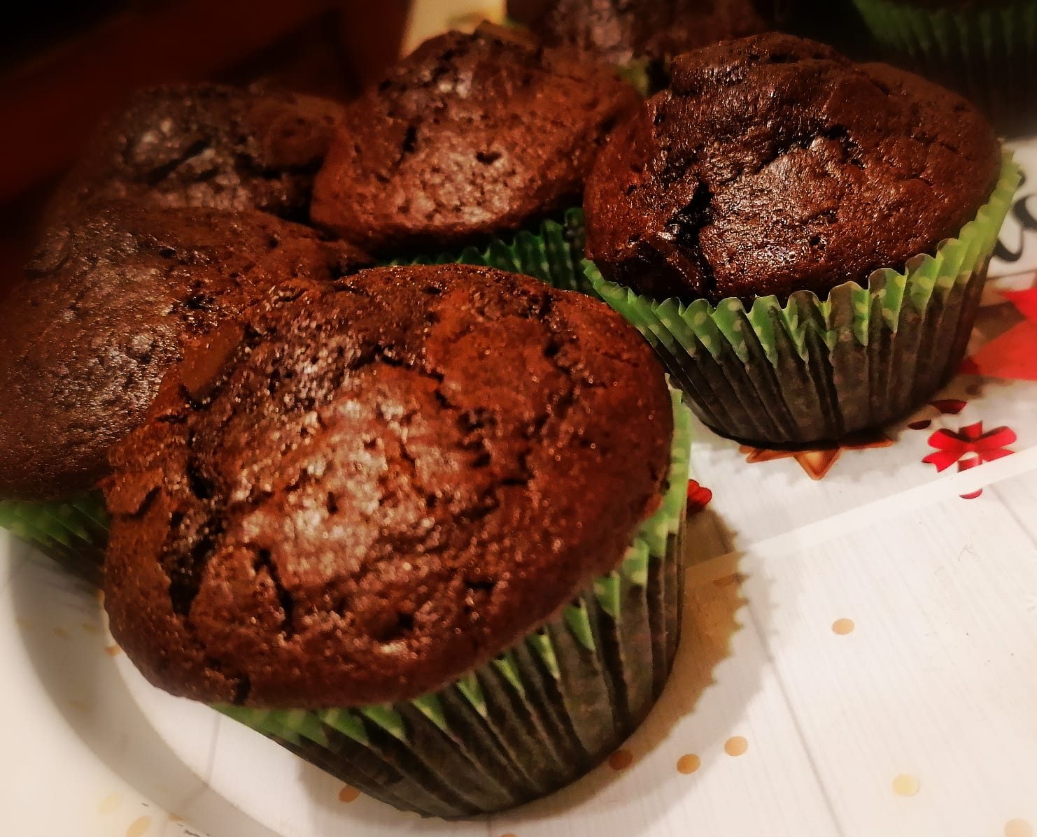 Brioșe cu ciocolată.